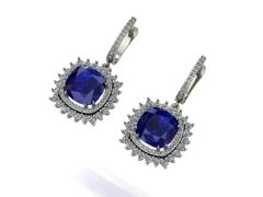 14 ayar Altın Set 2.10 Karat Pırlanta 10.00 Karat Safir Küpe